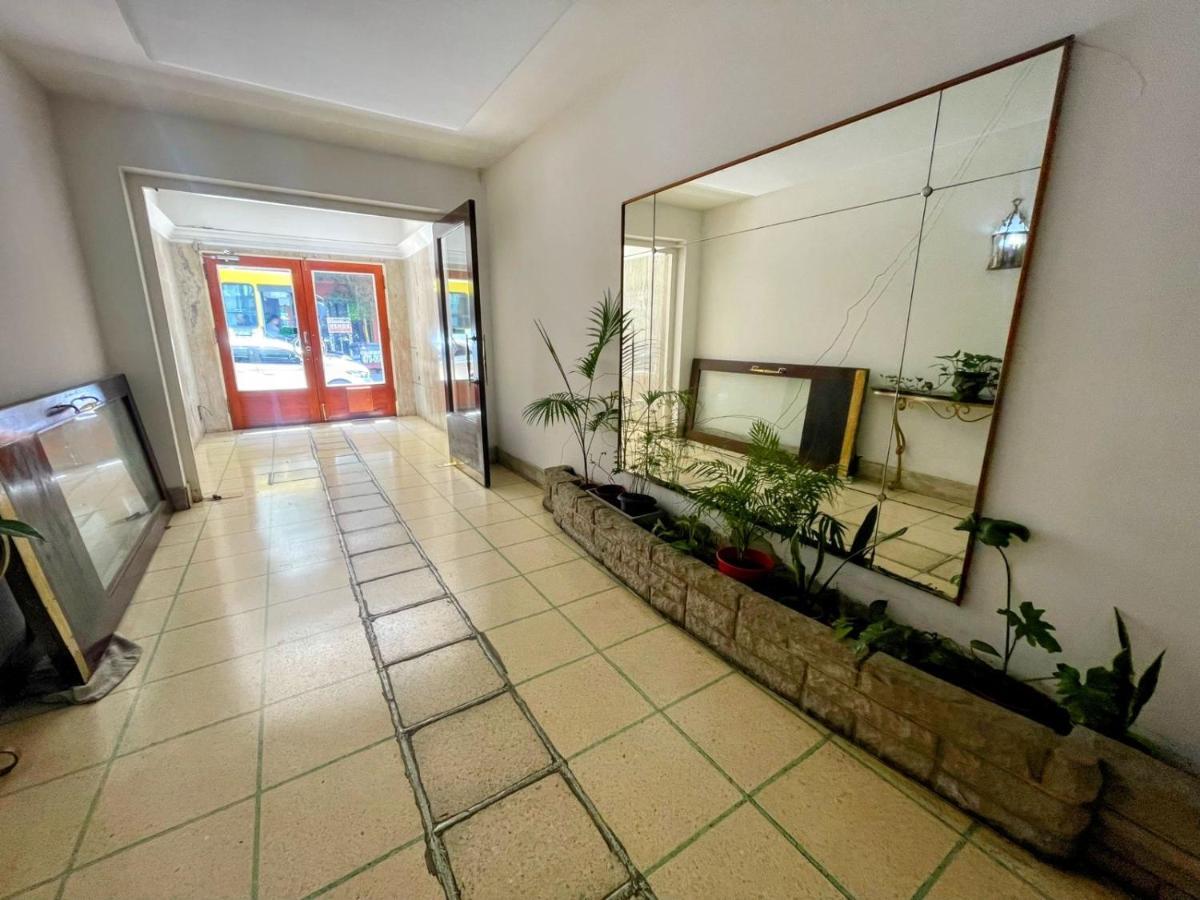 Rincon Billinghurst: Beachside Family With Balcony Mar del Plata