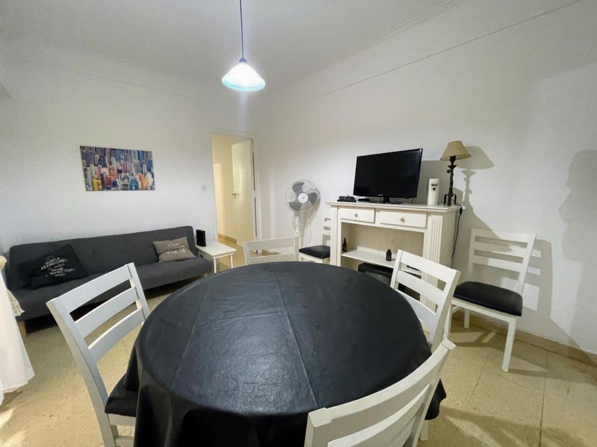 Rincon Billinghurst: Beachside Family With Balcony Apartment *
